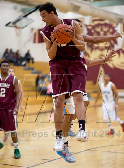 Thumbnail 3 in Natomas vs Center @ Whitney Classic photogallery.