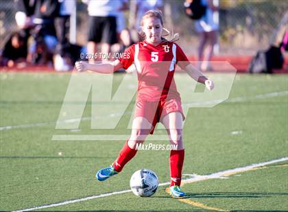 Thumbnail 3 in Jefferson vs Auburn Mountainview photogallery.