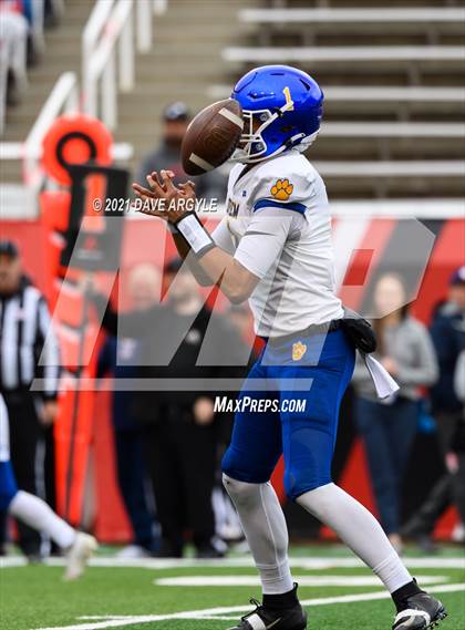 Thumbnail 2 in Springville vs. Orem (UHSAA 5A Semifinal) photogallery.