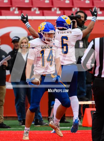 Thumbnail 3 in Springville vs. Orem (UHSAA 5A Semifinal) photogallery.
