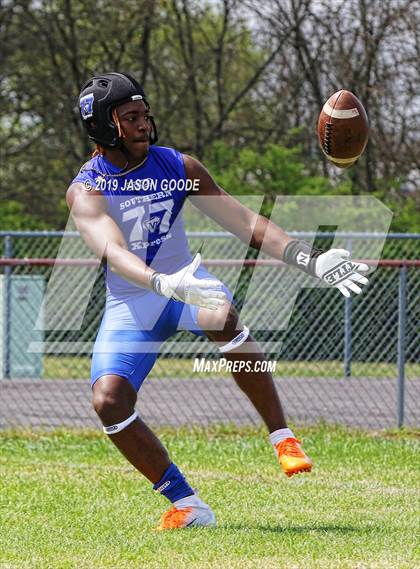 Thumbnail 1 in Elite3 7v7 Showcase  photogallery.