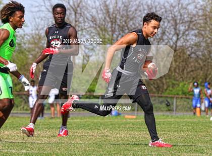 Thumbnail 3 in Elite3 7v7 Showcase  photogallery.