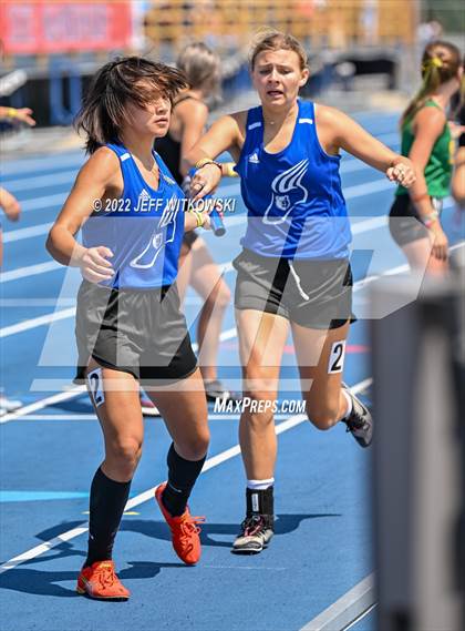 Thumbnail 1 in NCHSAA 2A/3A Track Championships photogallery.
