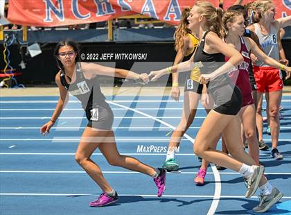 Thumbnail 3 in NCHSAA 2A/3A Track Championships photogallery.