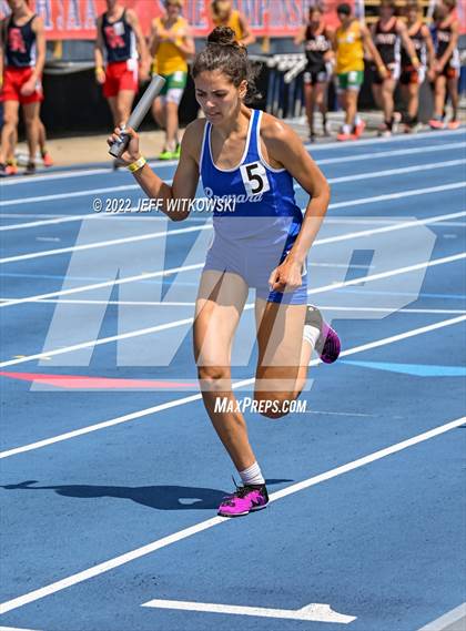 Thumbnail 3 in NCHSAA 2A/3A Track Championships photogallery.