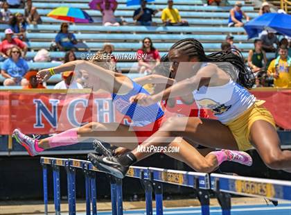 Thumbnail 1 in NCHSAA 2A/3A Track Championships photogallery.