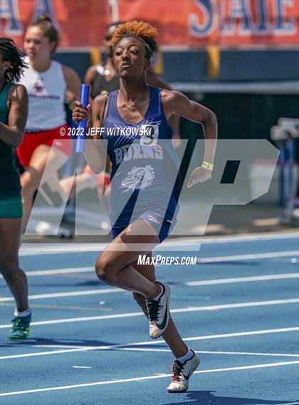 Thumbnail 3 in NCHSAA 2A/3A Track Championships photogallery.