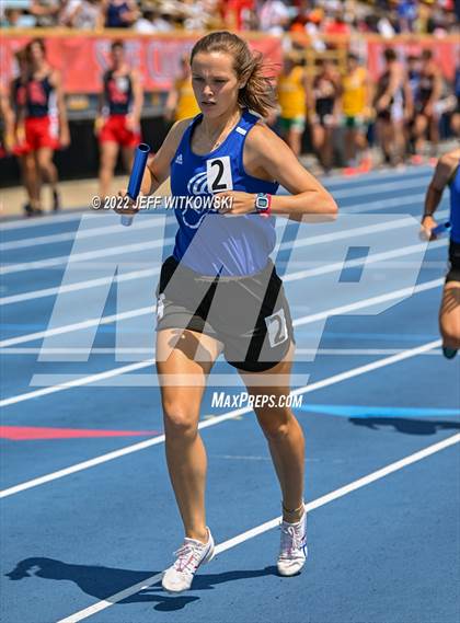 Thumbnail 1 in NCHSAA 2A/3A Track Championships photogallery.