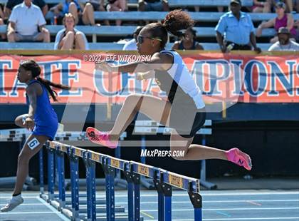 Thumbnail 3 in NCHSAA 2A/3A Track Championships photogallery.