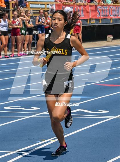Thumbnail 1 in NCHSAA 2A/3A Track Championships photogallery.