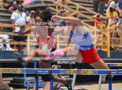 Thumbnail 2 in NCHSAA 2A/3A Track Championships photogallery.