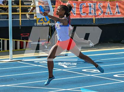 Thumbnail 1 in NCHSAA 2A/3A Track Championships photogallery.