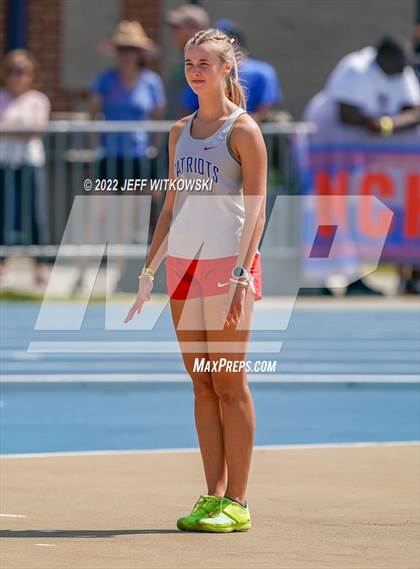 Thumbnail 2 in NCHSAA 2A/3A Track Championships photogallery.