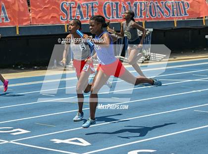 Thumbnail 3 in NCHSAA 2A/3A Track Championships photogallery.
