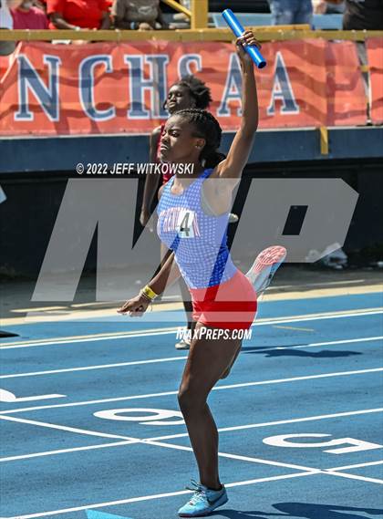 Thumbnail 3 in NCHSAA 2A/3A Track Championships photogallery.