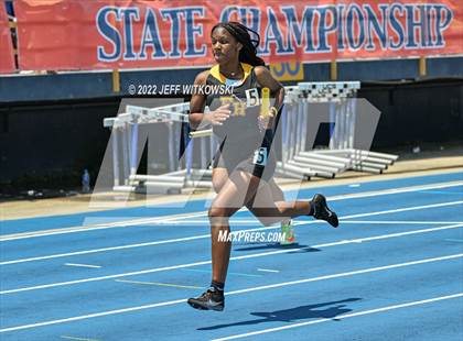 Thumbnail 2 in NCHSAA 2A/3A Track Championships photogallery.