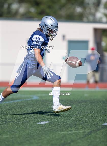 Thumbnail 3 in Chaparral vs Great Oak photogallery.