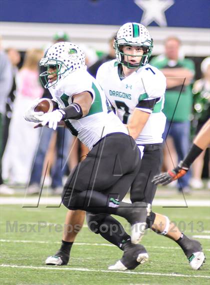 Thumbnail 1 in Trinity vs Carroll (UIL 5A Regional Playoff) photogallery.