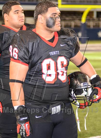 Thumbnail 3 in Trinity vs Carroll (UIL 5A Regional Playoff) photogallery.