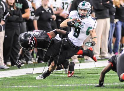 Thumbnail 3 in Trinity vs Carroll (UIL 5A Regional Playoff) photogallery.