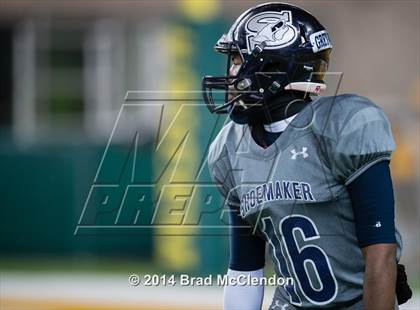 Thumbnail 3 in Shoemaker vs Rowlett (UIL 6A Bi-District Playoff) photogallery.