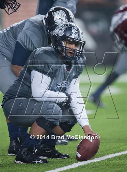 Thumbnail 1 in Shoemaker vs Rowlett (UIL 6A Bi-District Playoff) photogallery.