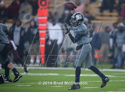 Thumbnail 1 in Shoemaker vs Rowlett (UIL 6A Bi-District Playoff) photogallery.