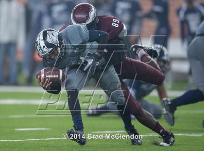 Thumbnail 2 in Shoemaker vs Rowlett (UIL 6A Bi-District Playoff) photogallery.