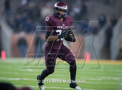 Thumbnail 3 in Shoemaker vs Rowlett (UIL 6A Bi-District Playoff) photogallery.