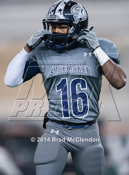 Thumbnail 2 in Shoemaker vs Rowlett (UIL 6A Bi-District Playoff) photogallery.