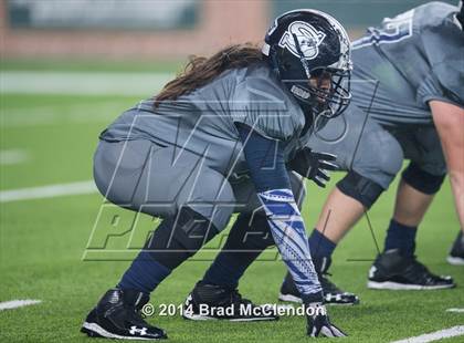 Thumbnail 1 in Shoemaker vs Rowlett (UIL 6A Bi-District Playoff) photogallery.