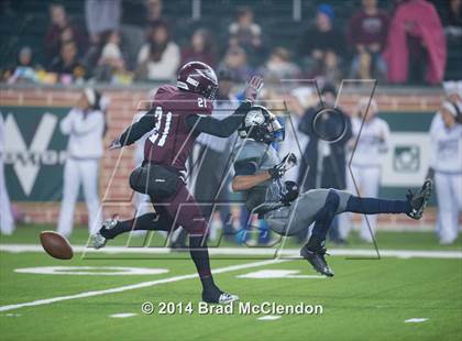 Thumbnail 2 in Shoemaker vs Rowlett (UIL 6A Bi-District Playoff) photogallery.