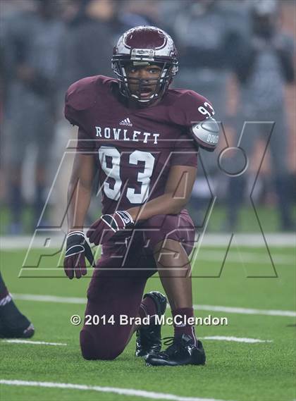 Thumbnail 2 in Shoemaker vs Rowlett (UIL 6A Bi-District Playoff) photogallery.