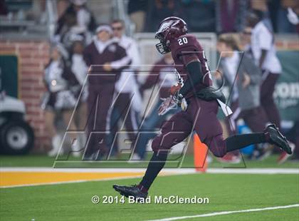 Thumbnail 1 in Shoemaker vs Rowlett (UIL 6A Bi-District Playoff) photogallery.