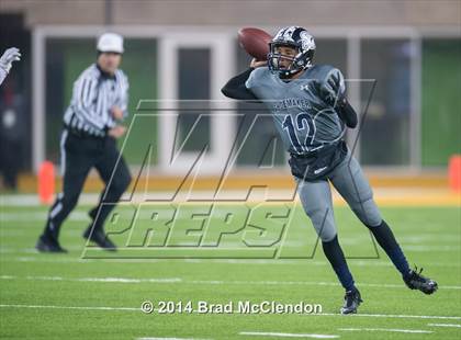 Thumbnail 2 in Shoemaker vs Rowlett (UIL 6A Bi-District Playoff) photogallery.