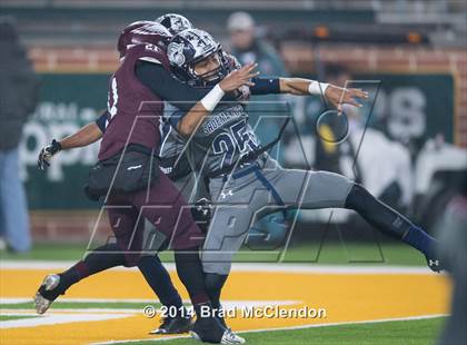 Thumbnail 2 in Shoemaker vs Rowlett (UIL 6A Bi-District Playoff) photogallery.