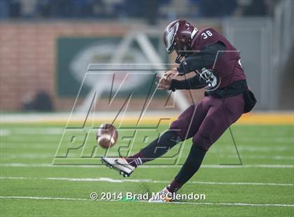 Thumbnail 3 in Shoemaker vs Rowlett (UIL 6A Bi-District Playoff) photogallery.