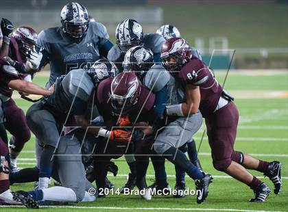 Thumbnail 2 in Shoemaker vs Rowlett (UIL 6A Bi-District Playoff) photogallery.