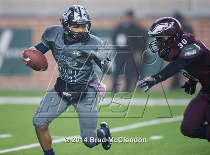 Thumbnail 3 in Shoemaker vs Rowlett (UIL 6A Bi-District Playoff) photogallery.