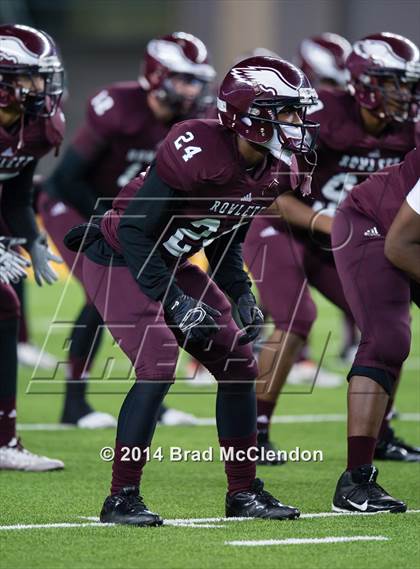 Thumbnail 2 in Shoemaker vs Rowlett (UIL 6A Bi-District Playoff) photogallery.
