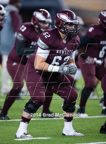 Thumbnail 1 in Shoemaker vs Rowlett (UIL 6A Bi-District Playoff) photogallery.