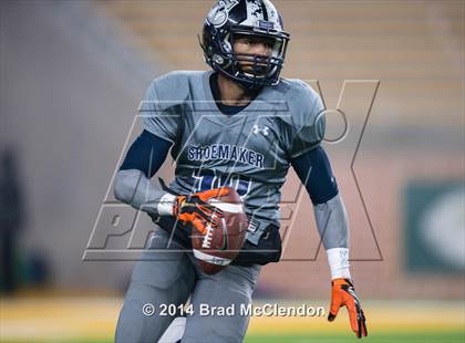 Thumbnail 2 in Shoemaker vs Rowlett (UIL 6A Bi-District Playoff) photogallery.