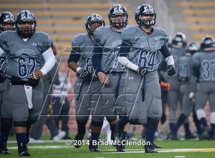 Thumbnail 3 in Shoemaker vs Rowlett (UIL 6A Bi-District Playoff) photogallery.