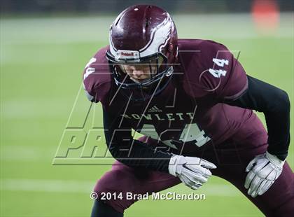 Thumbnail 2 in Shoemaker vs Rowlett (UIL 6A Bi-District Playoff) photogallery.