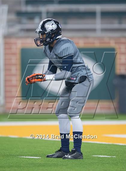 Thumbnail 3 in Shoemaker vs Rowlett (UIL 6A Bi-District Playoff) photogallery.