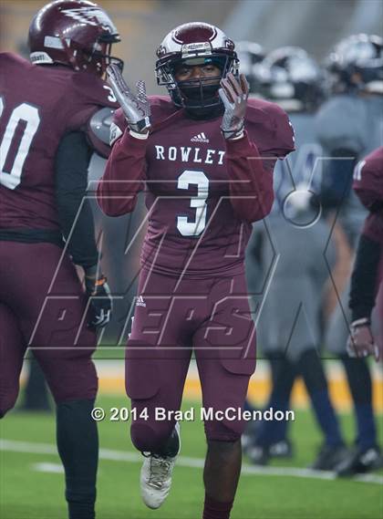 Thumbnail 1 in Shoemaker vs Rowlett (UIL 6A Bi-District Playoff) photogallery.