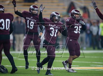 Thumbnail 1 in Shoemaker vs Rowlett (UIL 6A Bi-District Playoff) photogallery.