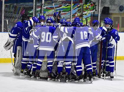 Thumbnail 2 in West Haven @ Fairfield Prep photogallery.