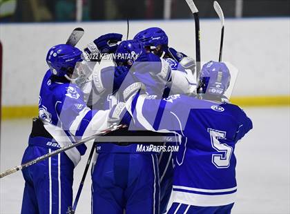 Thumbnail 2 in West Haven @ Fairfield Prep photogallery.