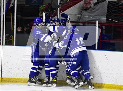 Thumbnail 1 in West Haven @ Fairfield Prep photogallery.